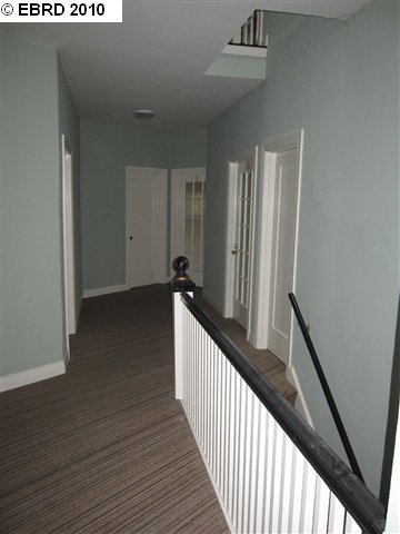 4423 Edgewood Avenue, OAKLAND, California 94606, ,Comm Ri Multi-units 5+,For Sale,Edgewood Avenue,40502149