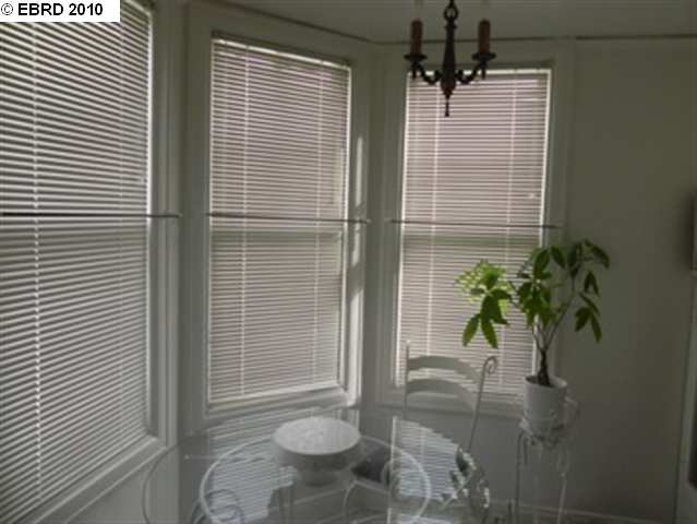 1143 MCKINLEY AVE, OAKLAND, California 94610-3908, ,Comm Ri Multi-units 5+,For Sale,MCKINLEY AVE,40502749