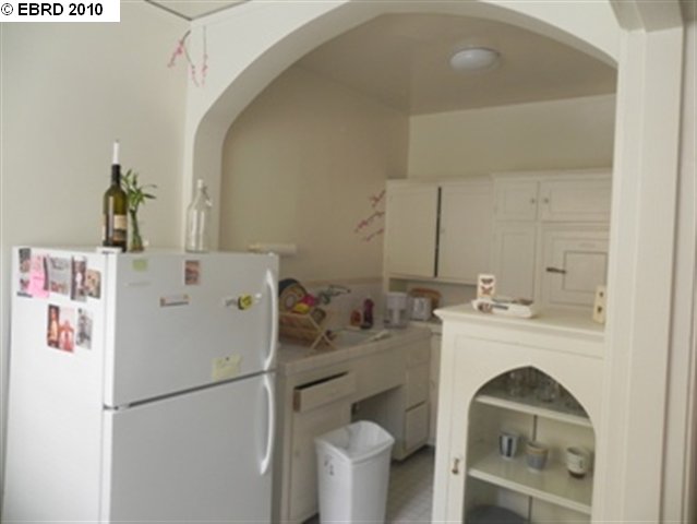 1143 MCKINLEY AVE, OAKLAND, California 94610-3908, ,Comm Ri Multi-units 5+,For Sale,MCKINLEY AVE,40502749