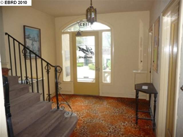 1143 MCKINLEY AVE, OAKLAND, California 94610-3908, ,Comm Ri Multi-units 5+,For Sale,MCKINLEY AVE,40502749