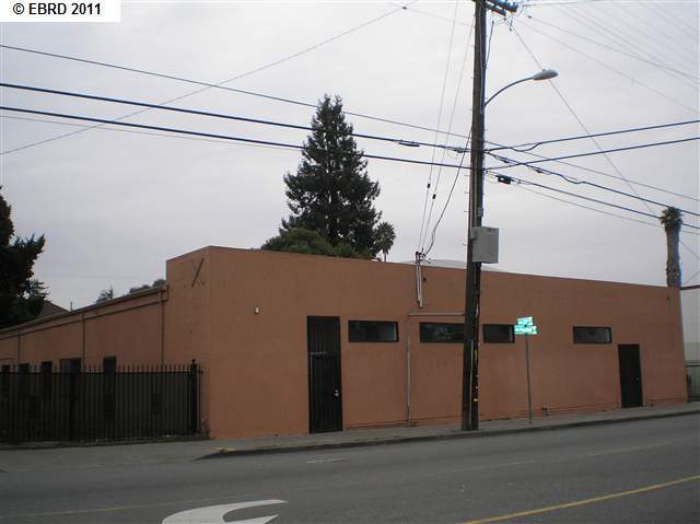 3900 FOOTHILL BLVD, OAKLAND, California 94601-4237, ,Comm Industrial For Lease,For Rent,FOOTHILL BLVD,40937295