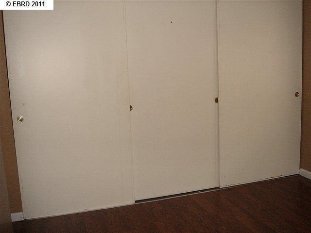 25 MOSS AVE, OAKLAND, California 94610-1314, ,Comm Ri Multi-units 5+,For Sale,MOSS AVE,40507274