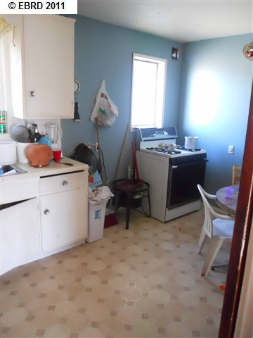 2565 Martin Luther King Jr., OAKLAND, California 94612, ,Comm Ri Multi-units 5+,For Sale,Martin Luther King Jr.,40509633