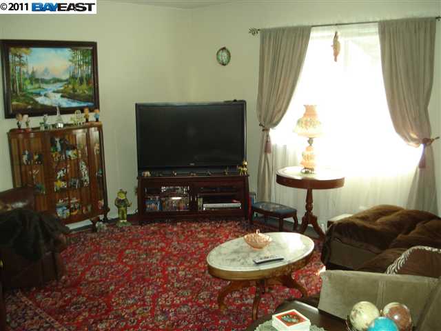 21825 Thelma Street, HAYWARD, California 94541, ,Comm Ri Multi-units 5+,For Sale,Thelma Street,40512694