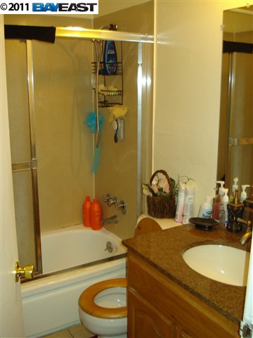 21825 Thelma Street, HAYWARD, California 94541, ,Comm Ri Multi-units 5+,For Sale,Thelma Street,40512694