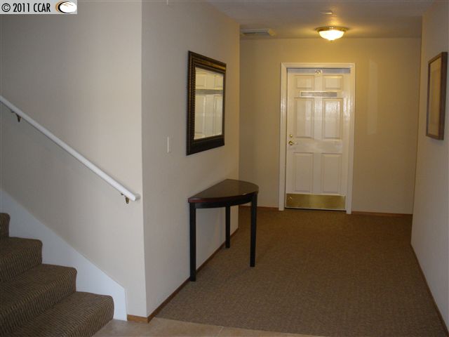 1866 CLAYTON RD #101, CONCORD, California 94520-2514, ,Comm Industrial For Lease,For Rent,CLAYTON RD #101,40937355