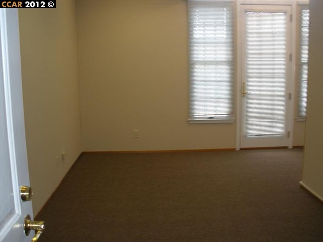 1866 CLAYTON RD #202, CONCORD, California 94520-2514, ,Comm Industrial For Lease,For Rent,CLAYTON RD #202,40937415