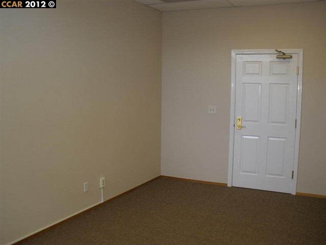 1866 CLAYTON RD #202, CONCORD, California 94520-2514, ,Comm Industrial For Lease,For Rent,CLAYTON RD #202,40937415