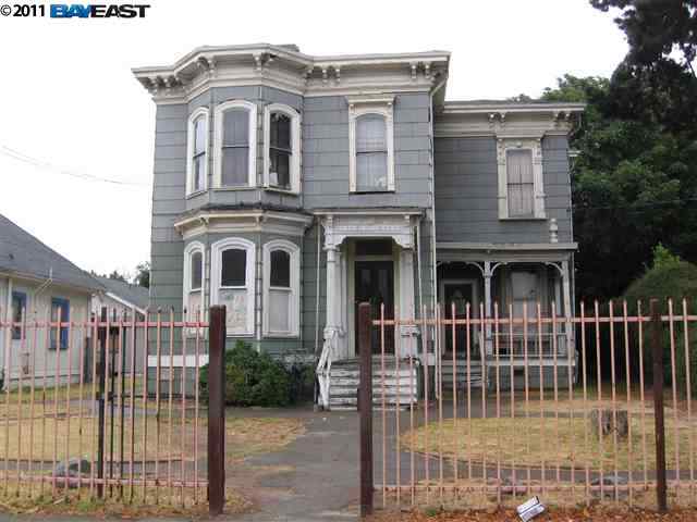 1004 Peralta St., OAKLAND, California 94607, ,Comm Ri Multi-units 5+,For Sale,Peralta St.,40517856