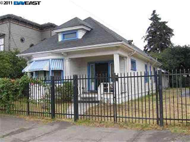 1004 Peralta St., OAKLAND, California 94607, ,Comm Ri Multi-units 5+,For Sale,Peralta St.,40517856