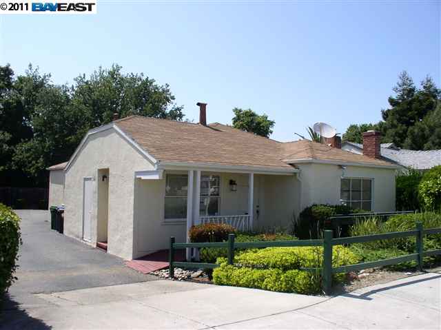 22179 REDWOOD RD, CASTRO VALLEY, California 94546-7107, ,Comm Industrial For Lease,For Rent,REDWOOD RD,40937445