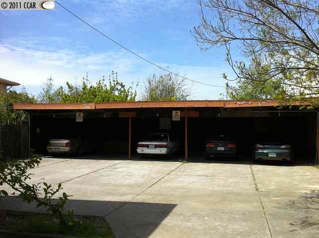 3810 REDDING ST, OAKLAND, California 94619-1324, ,Comm Ri Multi-units 5+,For Sale,REDDING ST,40521215