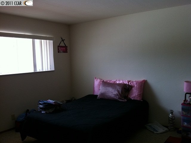 3810 REDDING ST, OAKLAND, California 94619-1324, ,Comm Ri Multi-units 5+,For Sale,REDDING ST,40521215