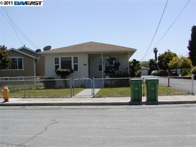563 LAUREL AVE, HAYWARD, California 94541-3826, ,Comm Ri Multi-units 5+,For Sale,LAUREL AVE,40522014