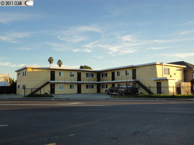 2610 62ND AVE, OAKLAND, California 94605-1451, ,Comm Ri Multi-units 5+,For Sale,62ND AVE,40522051
