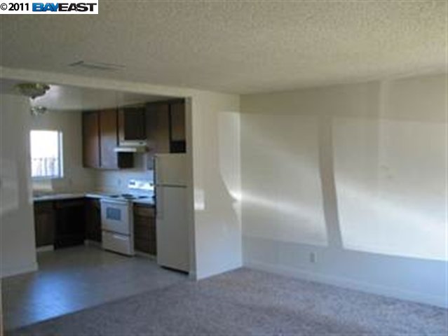 1051 BLUEBELL DR, LIVERMORE, California 94551-1331, ,Comm Ri Multi-units 5+,For Sale,BLUEBELL DR,40523151