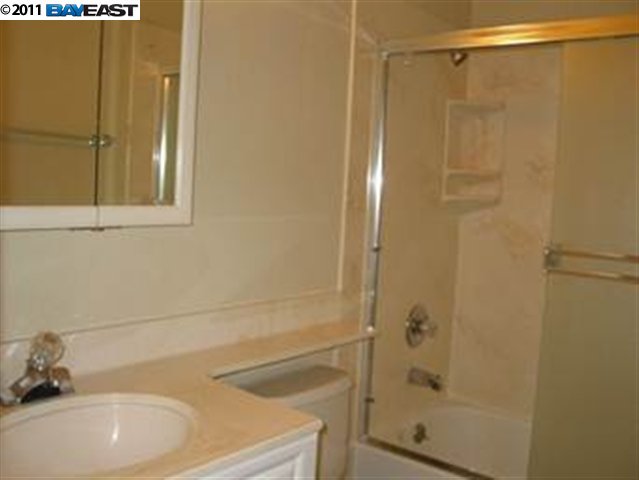 1051 BLUEBELL DR, LIVERMORE, California 94551-1331, ,Comm Ri Multi-units 5+,For Sale,BLUEBELL DR,40523151