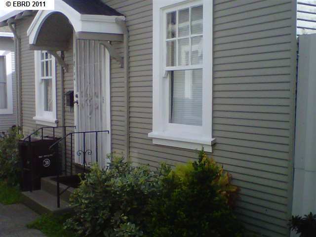 1628 38TH AVE, OAKLAND, California 94601-3555, ,Comm Ri Multi-units 5+,For Sale,38TH AVE,40524601
