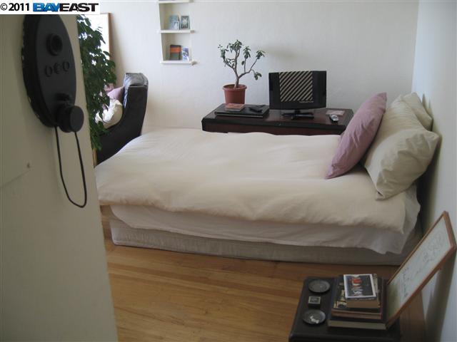 2091 CALIFORNIA ST, BERKELEY, California 94703-1409, ,Comm Ri Multi-units 5+,For Sale,CALIFORNIA ST,40525800