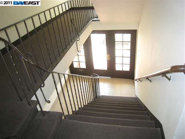2091 CALIFORNIA ST, BERKELEY, California 94703-1409, ,Comm Ri Multi-units 5+,For Sale,CALIFORNIA ST,40525800