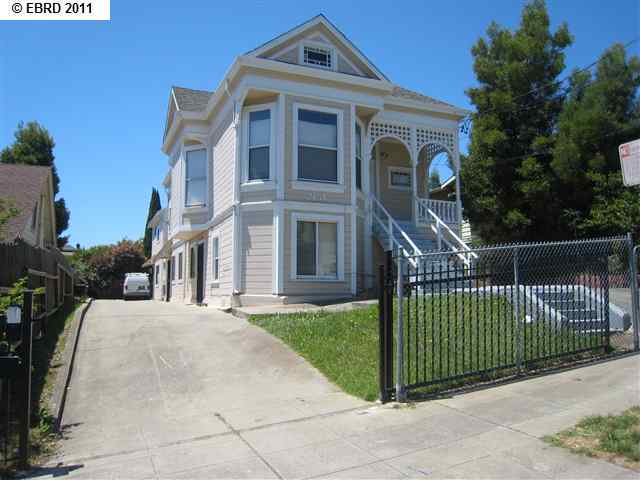 2151 24 th st, OAKLAND, California 94606, ,Comm Ri Multi-units 5+,For Sale,24 th st,40526666