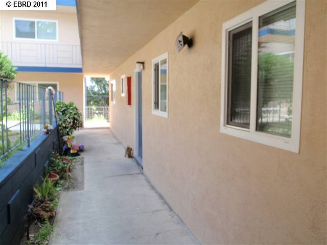 1400 YUBA AVE, SAN PABLO, California 94806-4028, ,Comm Ri Multi-units 5+,For Sale,YUBA AVE,40528989