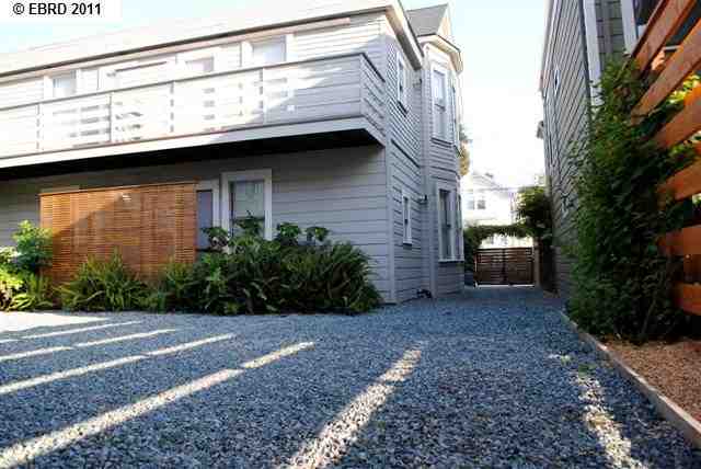830 MILTON ST, OAKLAND, California 94607-3446, ,Comm Ri Multi-units 5+,For Sale,MILTON ST,40530742