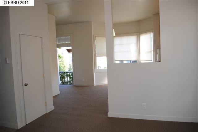 830 MILTON ST, OAKLAND, California 94607-3446, ,Comm Ri Multi-units 5+,For Sale,MILTON ST,40530742