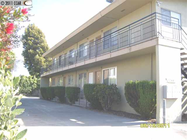 1244 Ashby Ave, BERKELEY, California 94702-2402, ,Comm Ri Multi-units 5+,For Sale,Ashby Ave,40531673