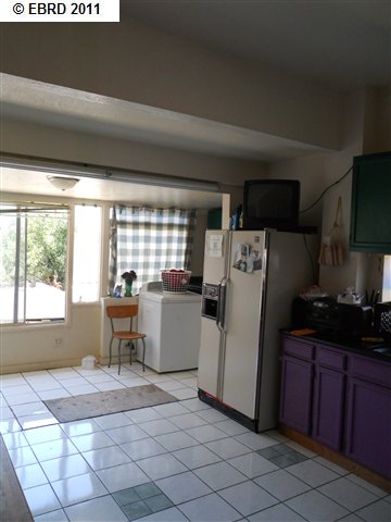 2617 International, OAKLAND, California 94601, ,Comm Ri Multi-units 5+,For Sale,International,40534726
