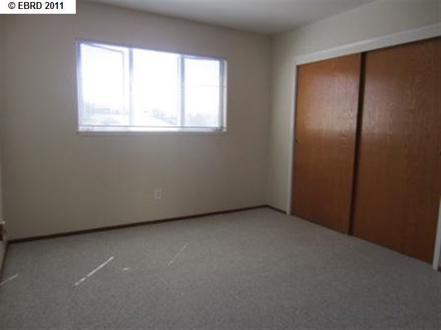 271 JAYNE AVE, OAKLAND, California 94610-4334, ,Comm Ri Multi-units 5+,For Sale,JAYNE AVE,40535026
