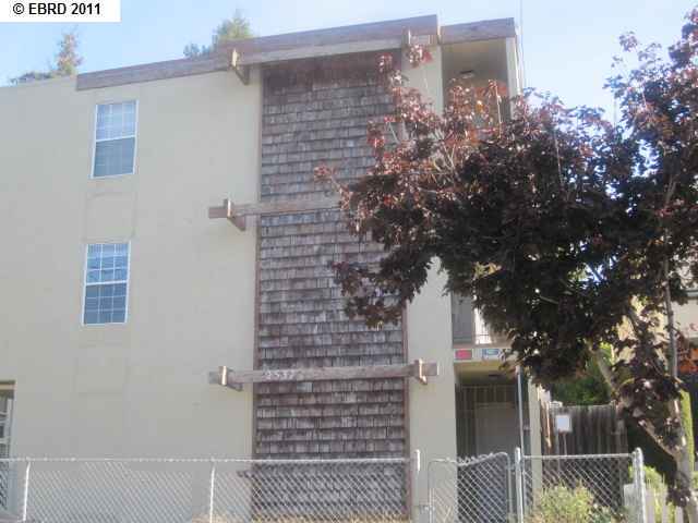 2537 FULTON ST, BERKELEY, California 94704-2727, ,Comm Ri Multi-units 5+,For Sale,FULTON ST,40535114