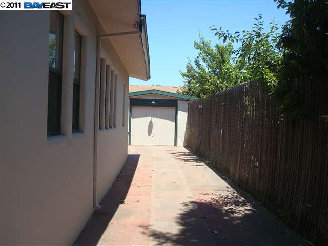 370 14TH ST, SAN LEANDRO, California 94577-1808, ,Comm Industrial For Lease,For Rent,14TH ST,40937580