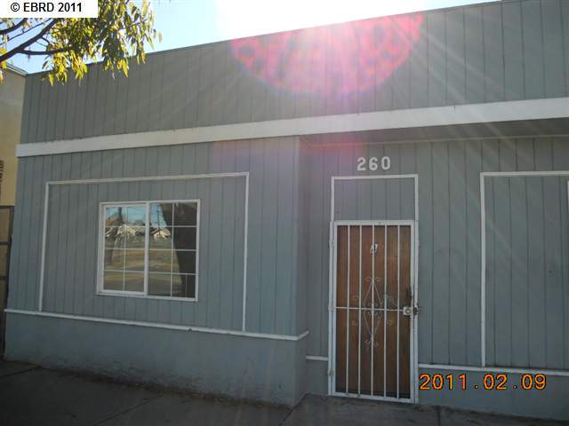 260 10th St, PITTSBURG, California 94565-2414, ,Comm Industrial For Lease,For Rent,10th St,40937625