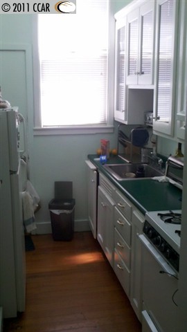 2122 BUENA VISTA AVE, ALAMEDA, California 94501-1435, ,Comm Ri Multi-units 5+,For Sale,BUENA VISTA AVE,40539572