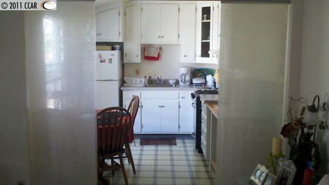 2122 BUENA VISTA AVE, ALAMEDA, California 94501-1435, ,Comm Ri Multi-units 5+,For Sale,BUENA VISTA AVE,40539572