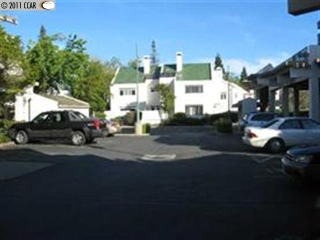 101 Gregory Lane STE 39, PLEASANT HILL, California 94523-3813, ,Comm Industrial For Lease,For Rent,Gregory Lane STE 39,40937670