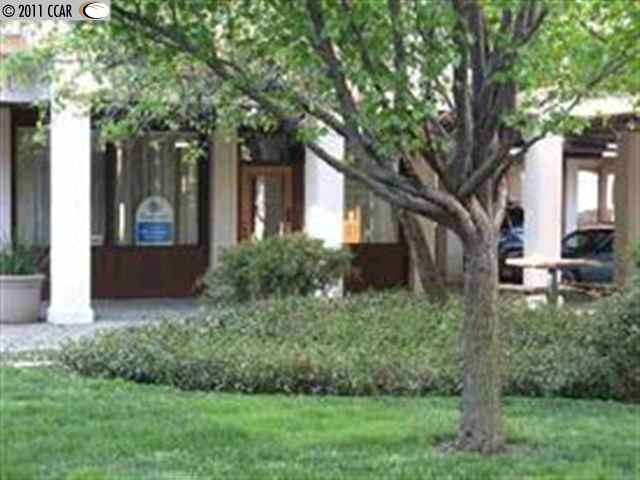 101 Gregory Lane STE 39, PLEASANT HILL, California 94523-3813, ,Comm Industrial For Lease,For Rent,Gregory Lane STE 39,40937670