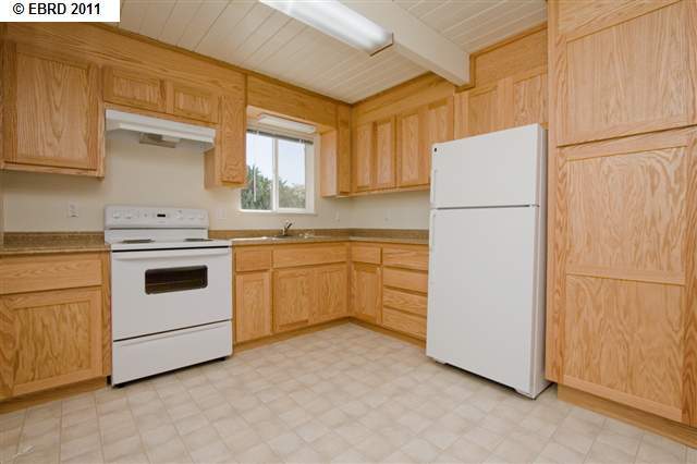 5272 RIVERSIDE AVE, SAN PABLO, California 94806-4042, ,Comm Ri Multi-units 5+,For Sale,RIVERSIDE AVE,40545153