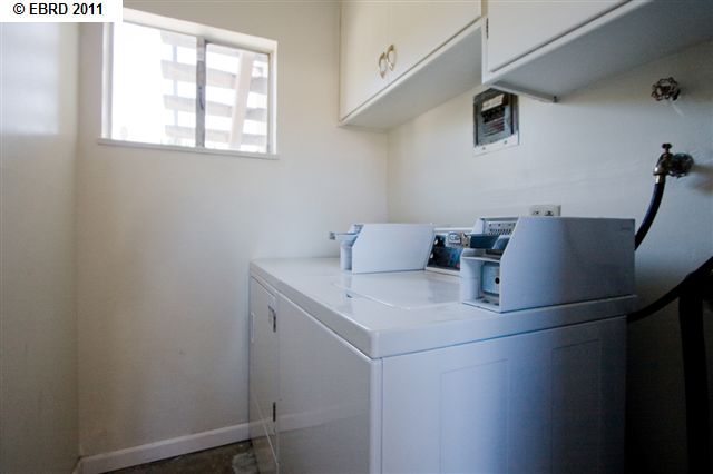 5272 RIVERSIDE AVE, SAN PABLO, California 94806-4042, ,Comm Ri Multi-units 5+,For Sale,RIVERSIDE AVE,40545153