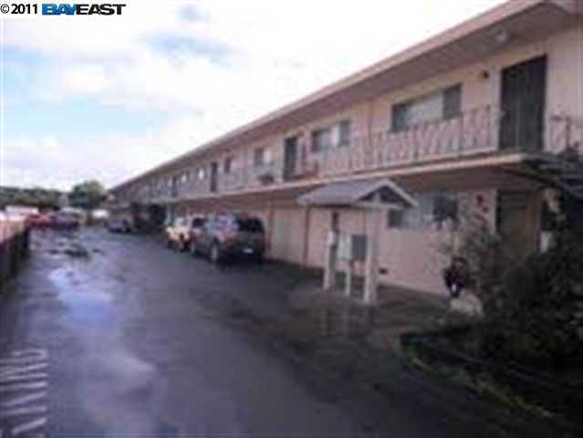 22192 GARDEN AVE, HAYWARD, California 94541-6064, ,Comm Ri Multi-units 5+,For Sale,GARDEN AVE,40546220