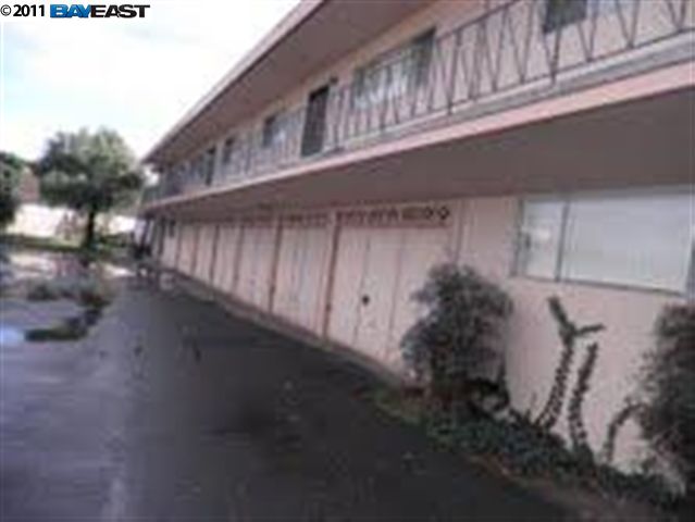 22192 GARDEN AVE, HAYWARD, California 94541-6064, ,Comm Ri Multi-units 5+,For Sale,GARDEN AVE,40546220