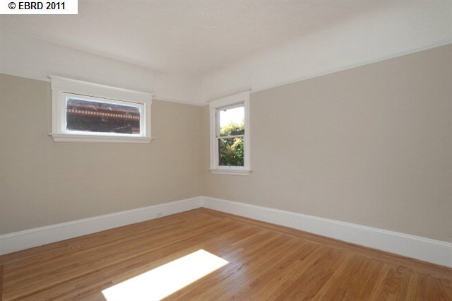 2745 HILLEGASS AVE, BERKELEY, California 94705-1206, ,Comm Ri Multi-units 5+,For Sale,HILLEGASS AVE,40547424