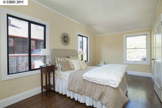 2745 HILLEGASS AVE, BERKELEY, California 94705-1206, ,Comm Ri Multi-units 5+,For Sale,HILLEGASS AVE,40547424