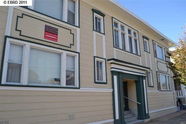 3803 MANILA AVE, OAKLAND, California 94609-2621, ,Comm Ri Multi-units 5+,For Sale,MANILA AVE,40548232