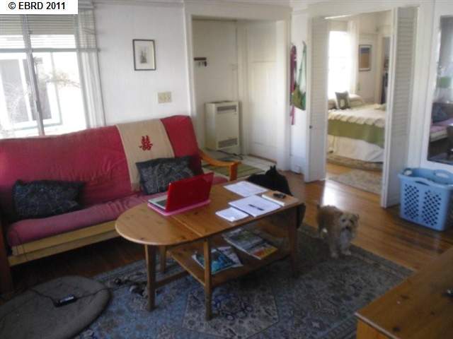 3803 MANILA AVE, OAKLAND, California 94609-2621, ,Comm Ri Multi-units 5+,For Sale,MANILA AVE,40548232