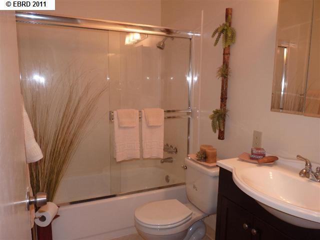 1576 Buena Vista Avenue, ALAMEDA, California 94501, ,Comm Ri Multi-units 5+,For Sale,Buena Vista Avenue,40549177