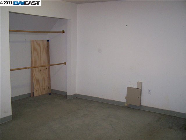1242 PARK ST, ALAMEDA, California 94501-5212, ,Comm Industrial For Lease,For Rent,PARK ST,40937790
