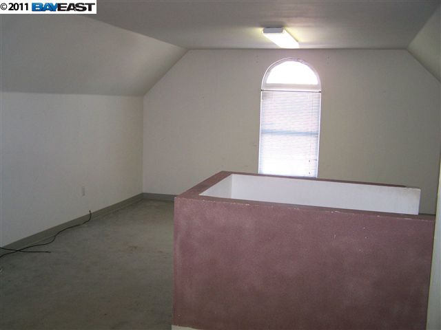 1242 PARK ST, ALAMEDA, California 94501-5212, ,Comm Industrial For Lease,For Rent,PARK ST,40937790