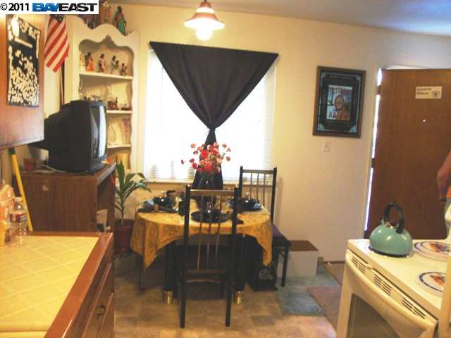 1721 ALAMEDA AVENUE, ALAMEDA, California 94501-4003, ,Comm Ri Multi-units 5+,For Sale,ALAMEDA AVENUE,40550573